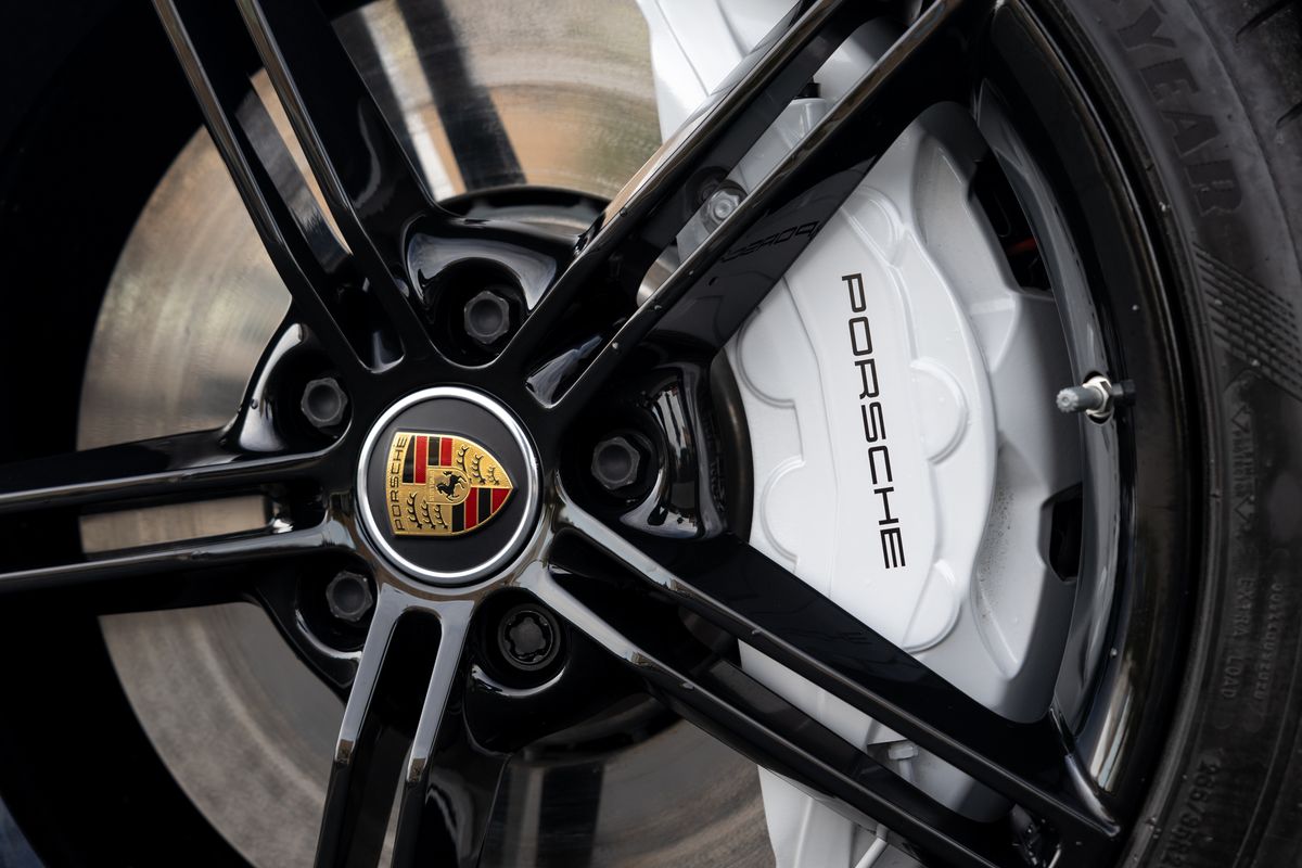 2020 Porsche Taycan Turbo