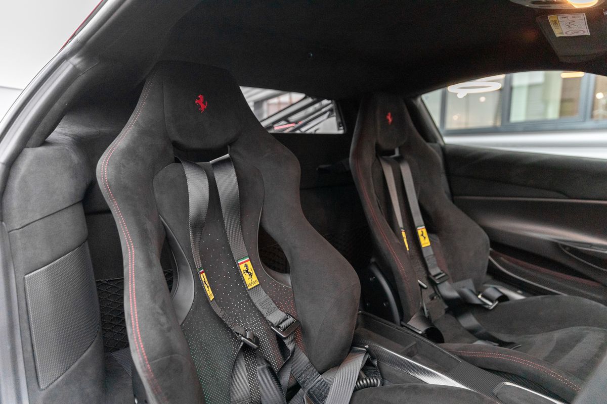 2020 Ferrari 488 Pista Piloti