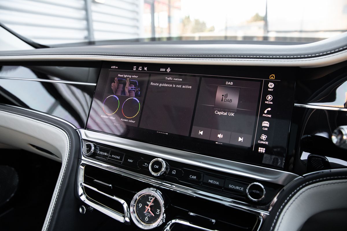 2022 Bentley Flying Spur V8