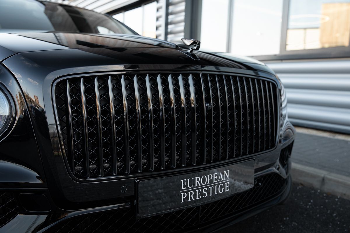 2022 Bentley Flying Spur V8