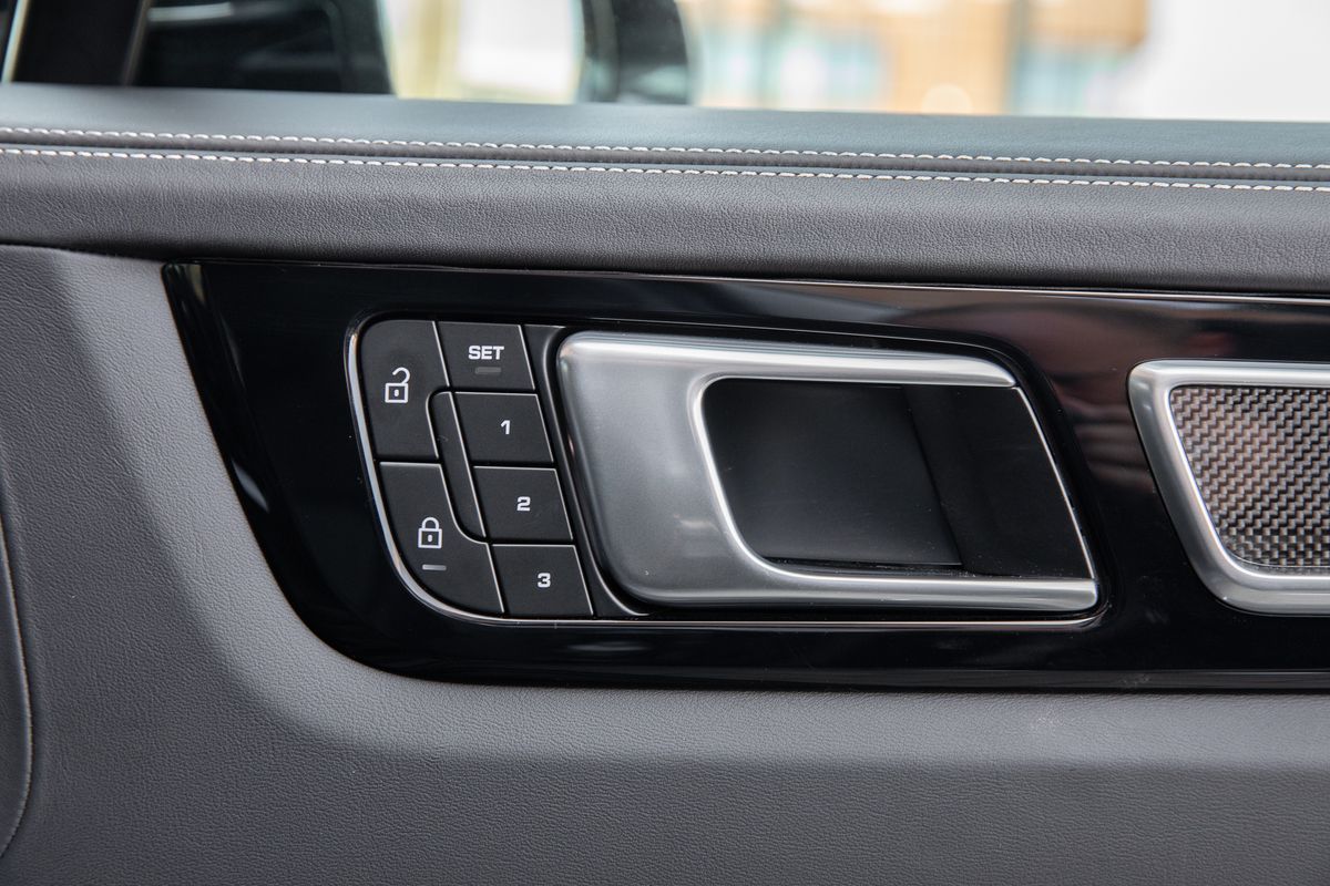 2022 Porsche Cayenne 4.0 V8 E-Hybrid 17.9kWh Turbo S TiptronicS