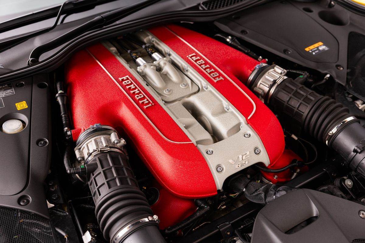 2019 Ferrari 812 Superfast