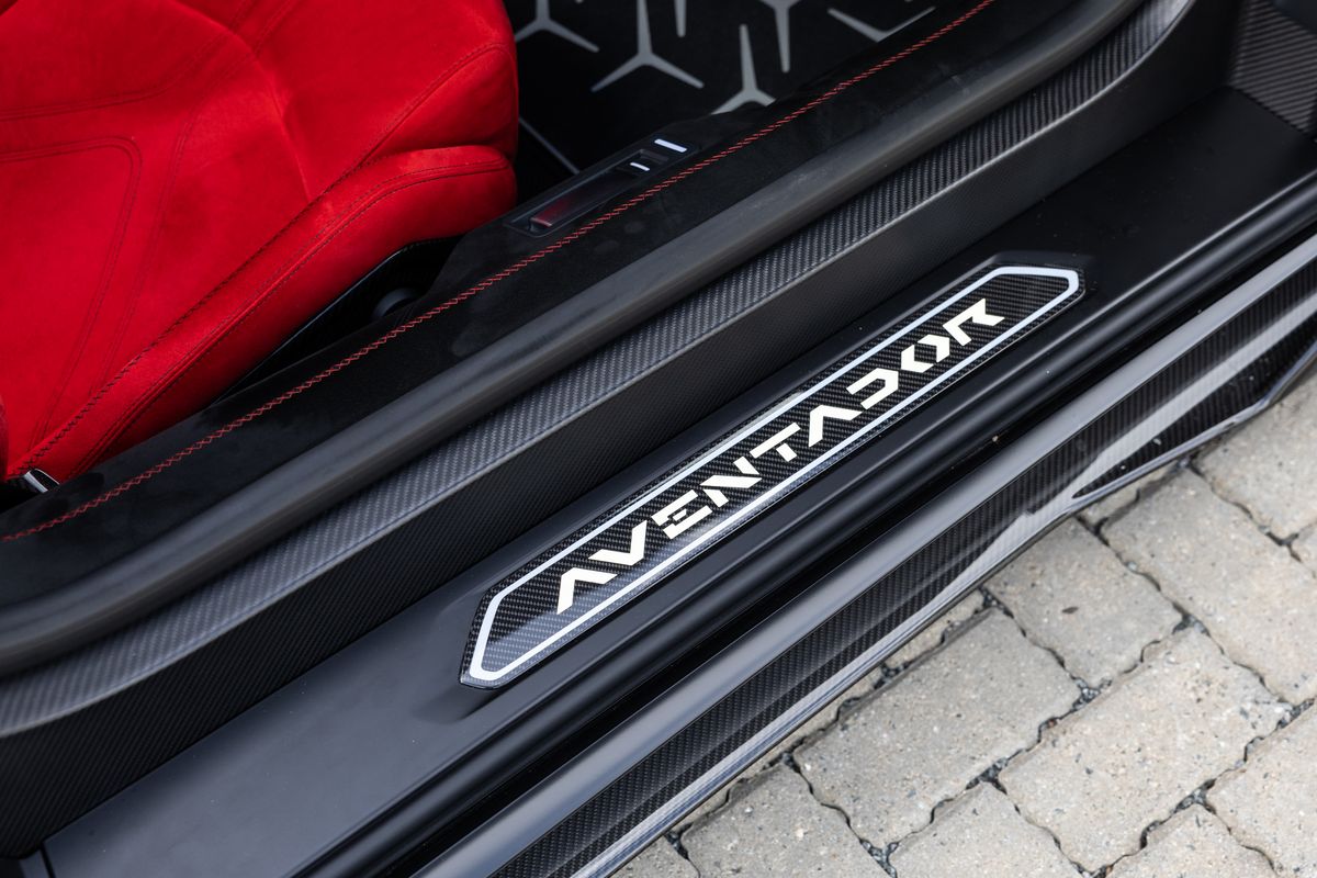 2021 Lamborghini Aventador SVJ Roadster 6.5 V12 LP 770-4