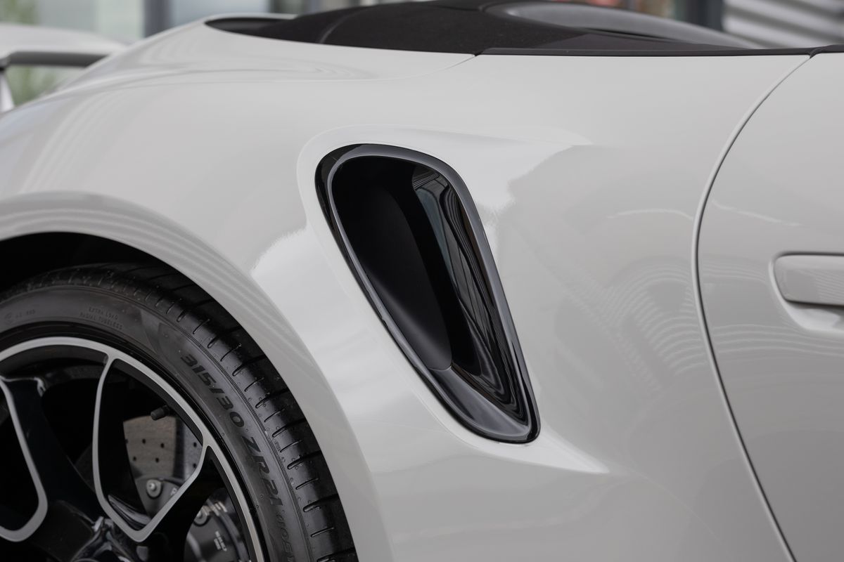 2022 Porsche 911 (992) Turbo S Cabriolet