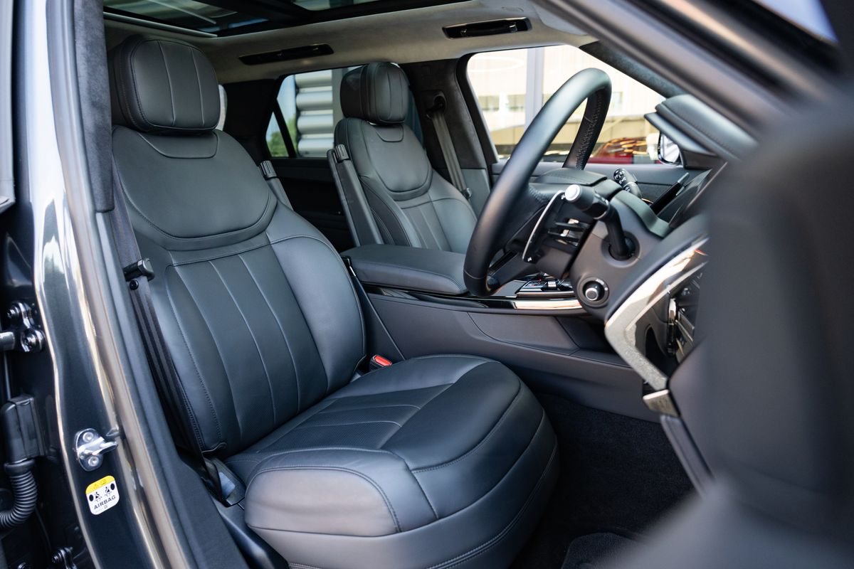 2023 Land Rover Range Rover Sport P550e Autobiography