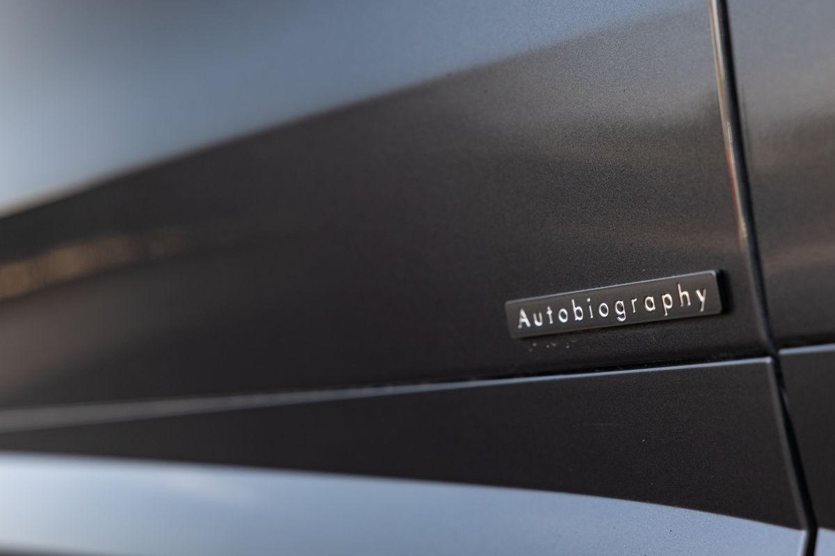 2023 Land Rover Range Rover Sport P550e Autobiography