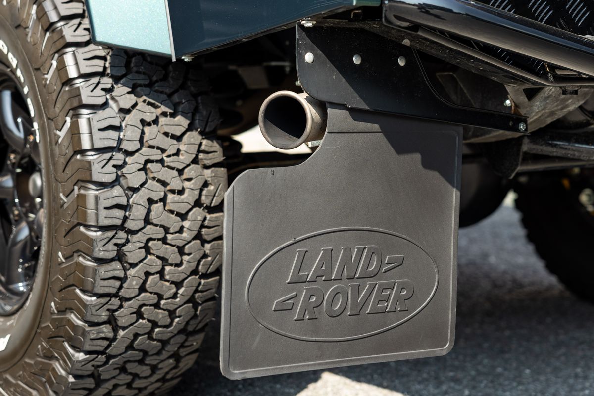1988 Land Rover Defender 110 Double Cab Pick-Up