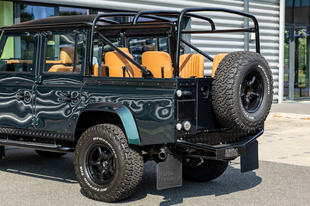 1988 Land Rover Defender 110 Double Cab Pick-Up