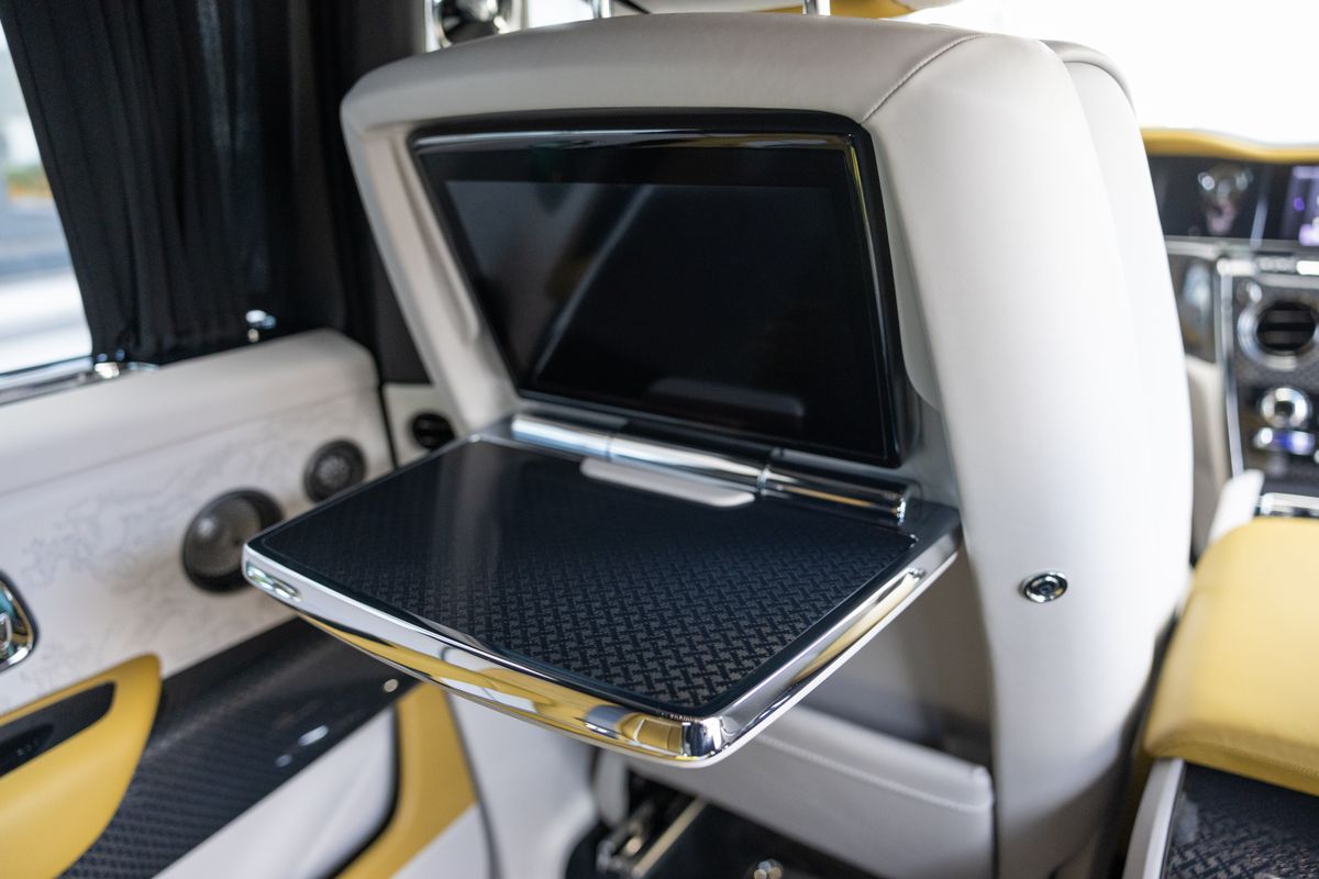 2024 Rolls-Royce Cullinan Series II Black Badge