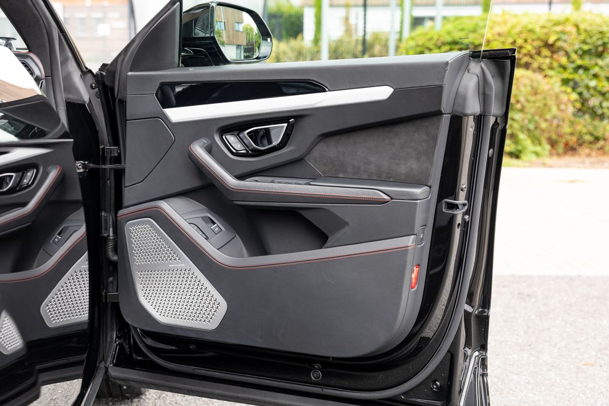 2022 Lamborghini Urus
