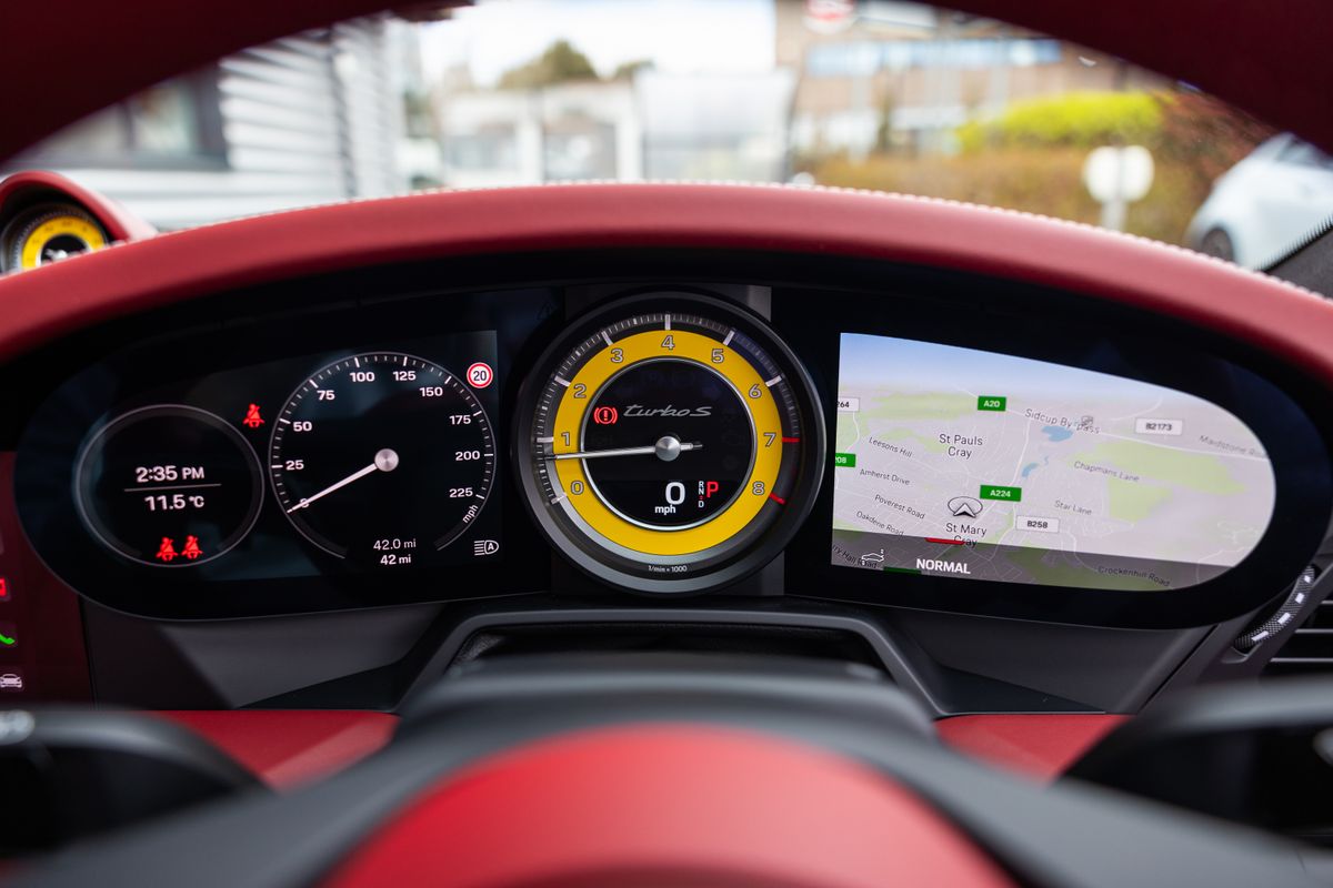 2024 Porsche 911 (992) Turbo S