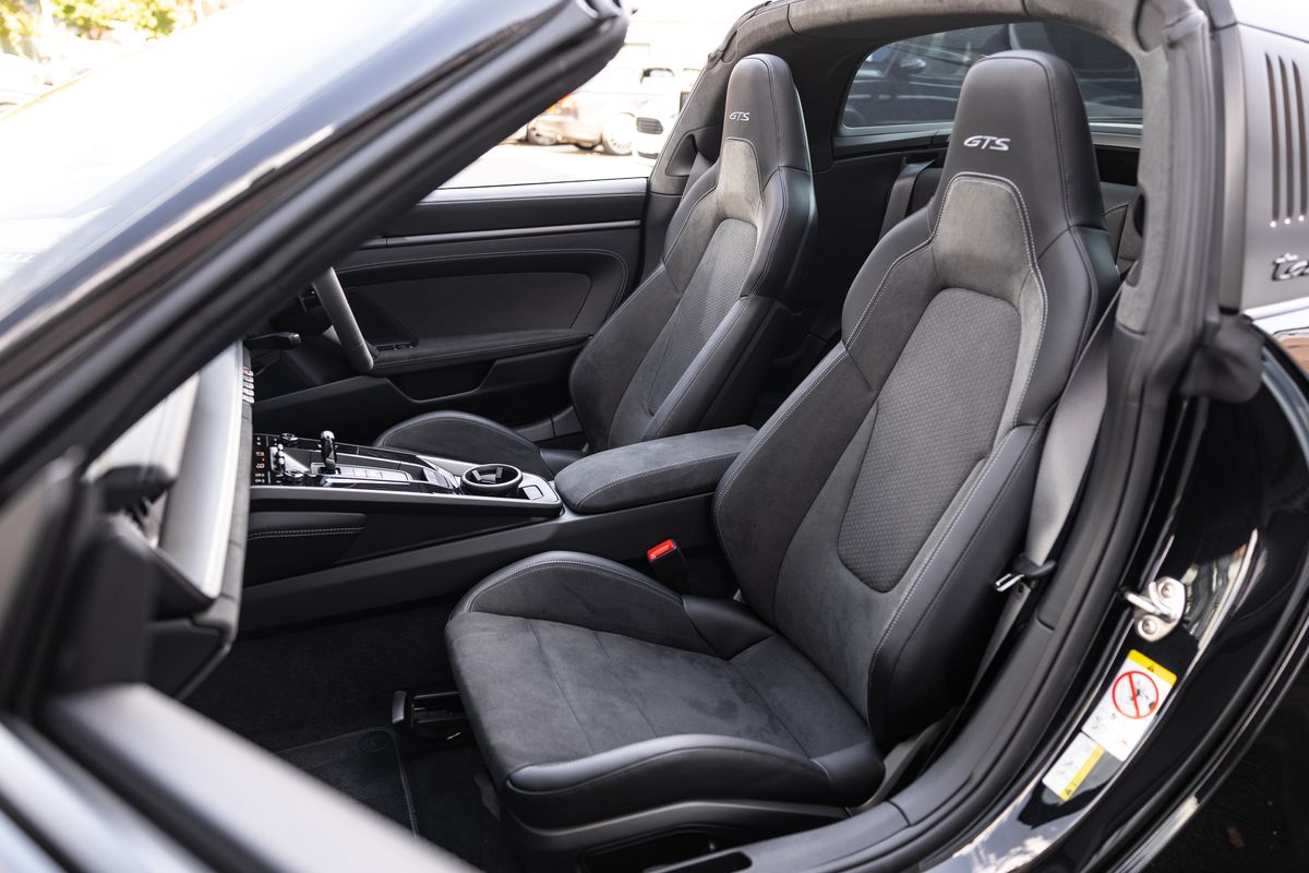 2025 Porsche 911 (992.2) Targa 4 GTS