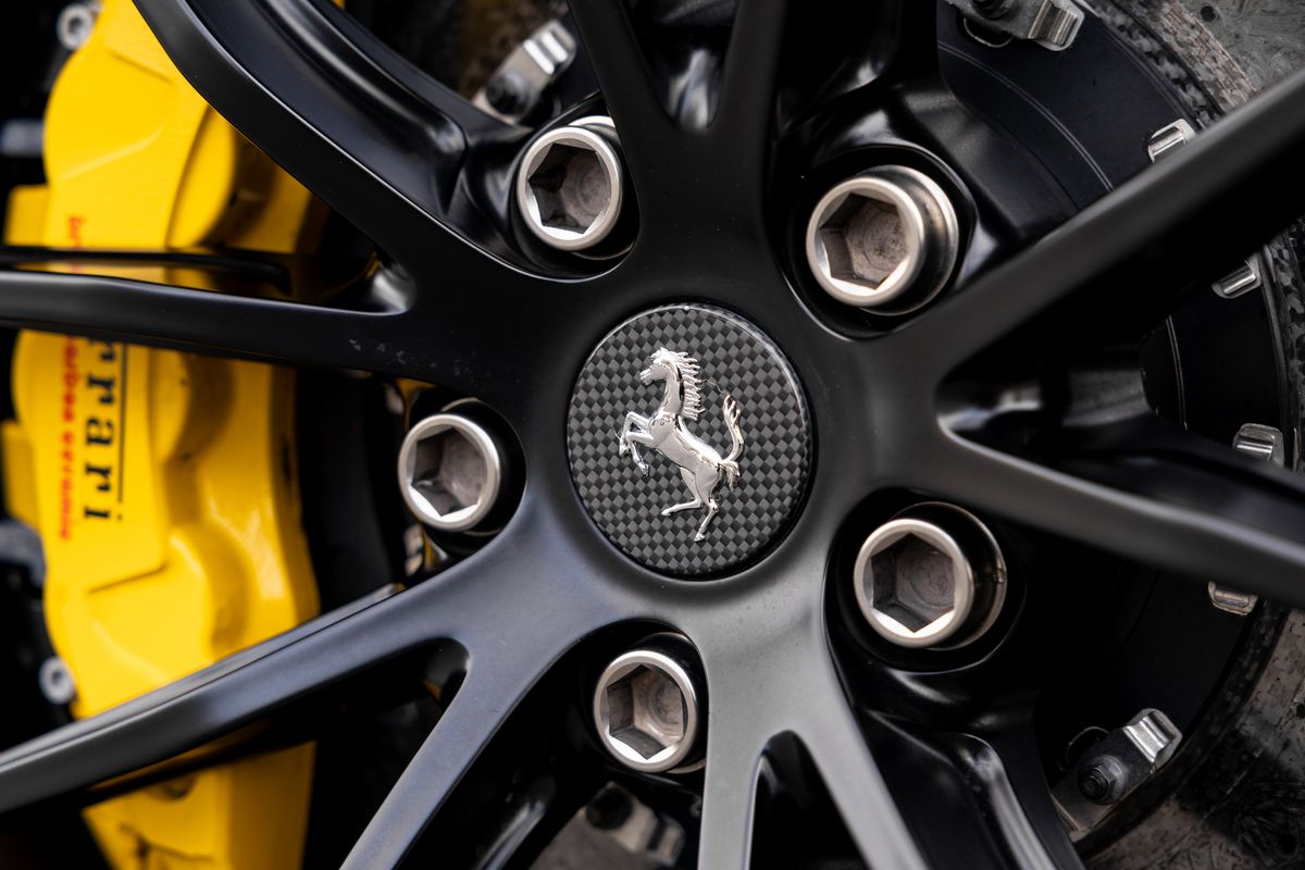 2021 Ferrari 812 GTS
