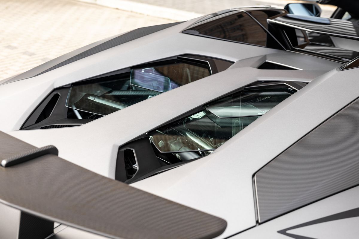 2016 Lamborghini Aventador SV Roadster