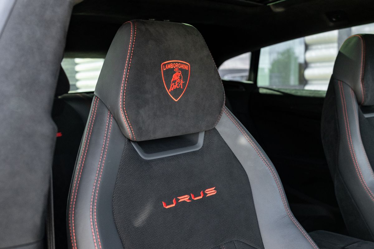 2023 Lamborghini Urus Performante