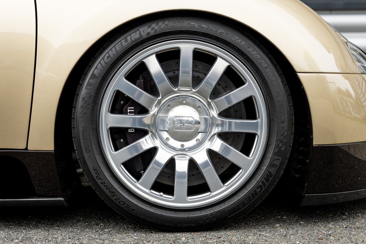 2009 Bugatti Veyron 16.4