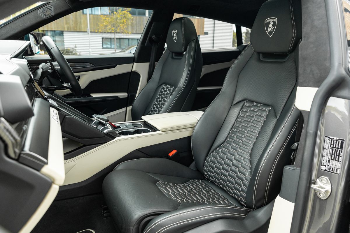 2021 Lamborghini Urus