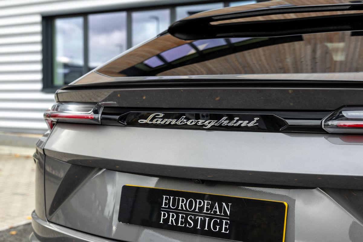 2021 Lamborghini Urus