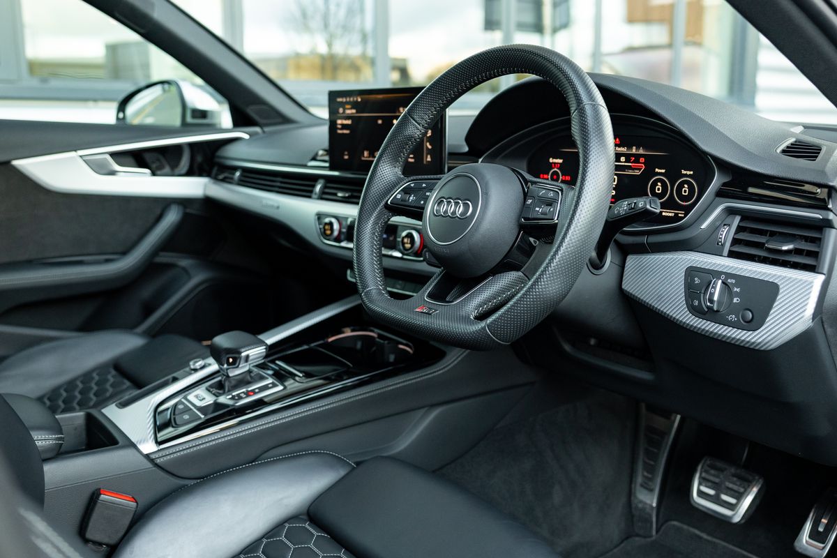 2020 Audi RS4 Avant