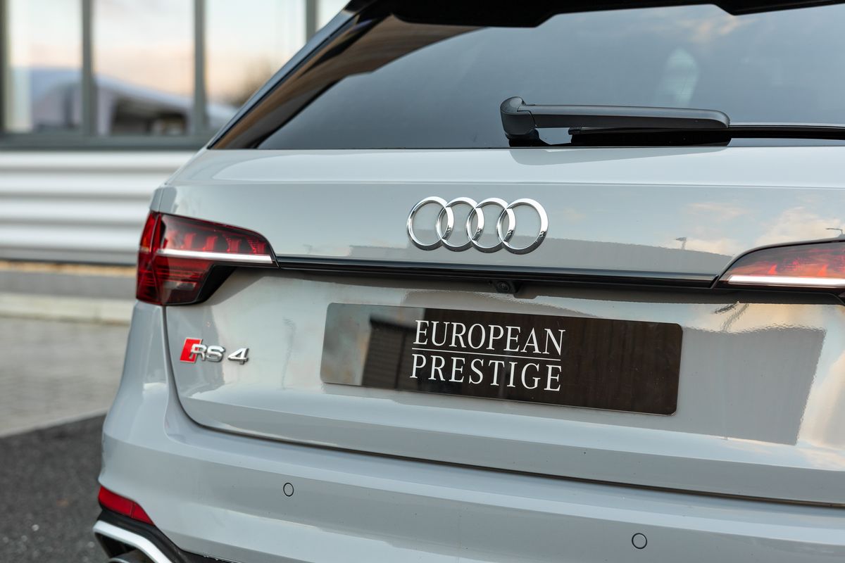 2020 Audi RS4 Avant