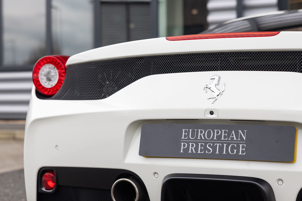 2015 Ferrari 458 Speciale