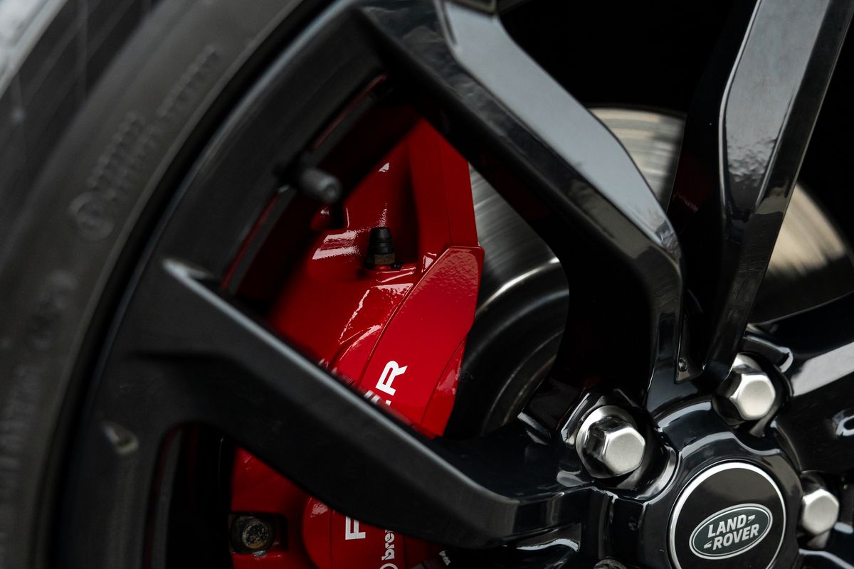 2022 Land Rover Range Rover Sport SVR Carbon Edition