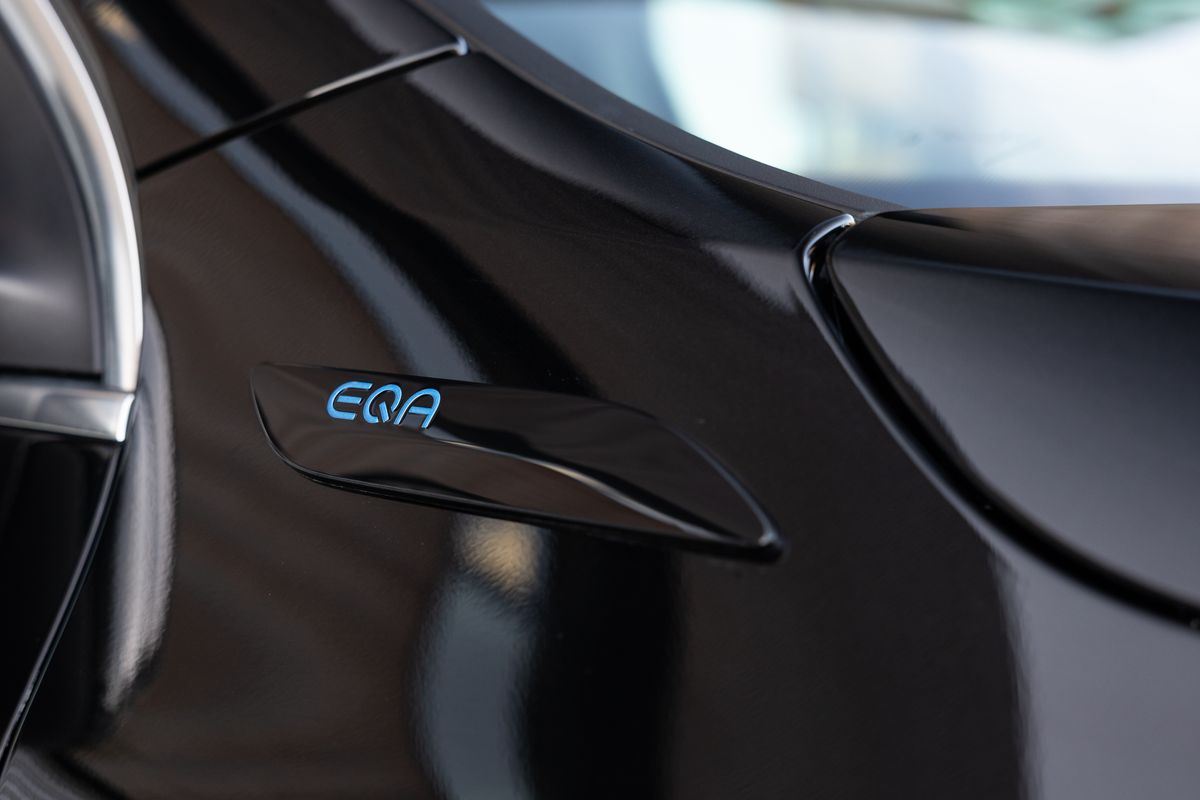 2022 Mercedes-Benz EQA 250+ AMG Line