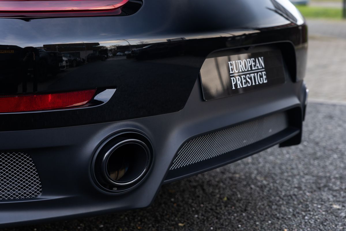 2018 Porsche 911 (991.2) GT2 RS Weissach