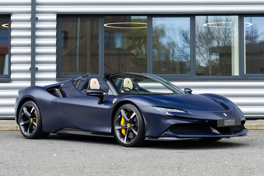 Ferrari SF90 Spider