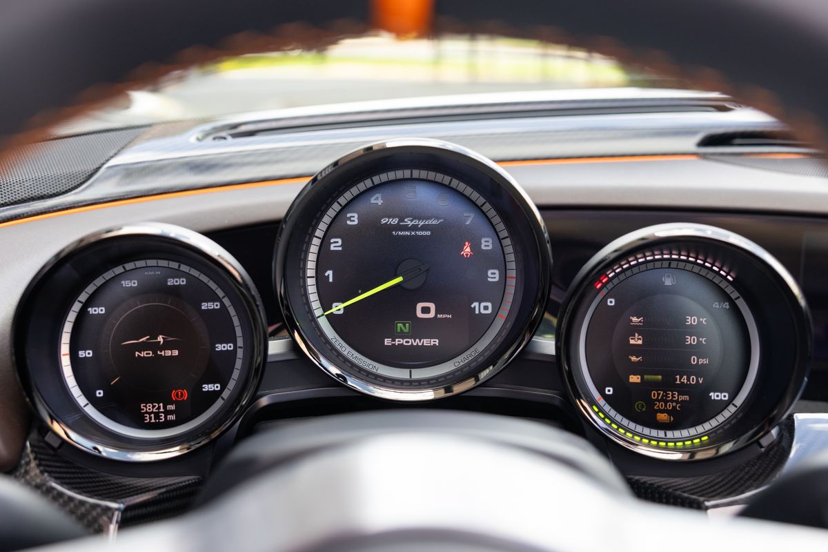 2015 Porsche 918 Spyder