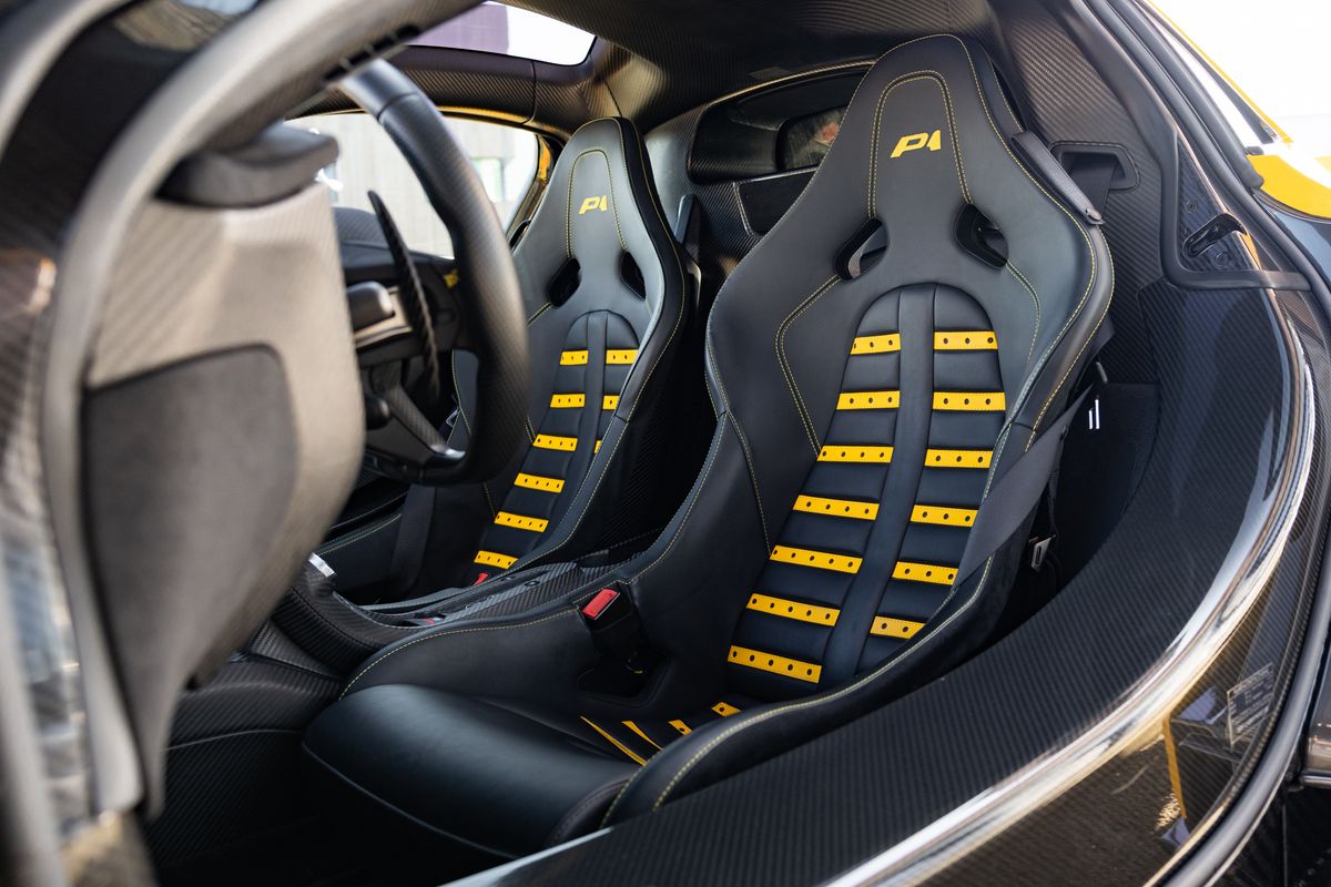 2015 McLaren P1