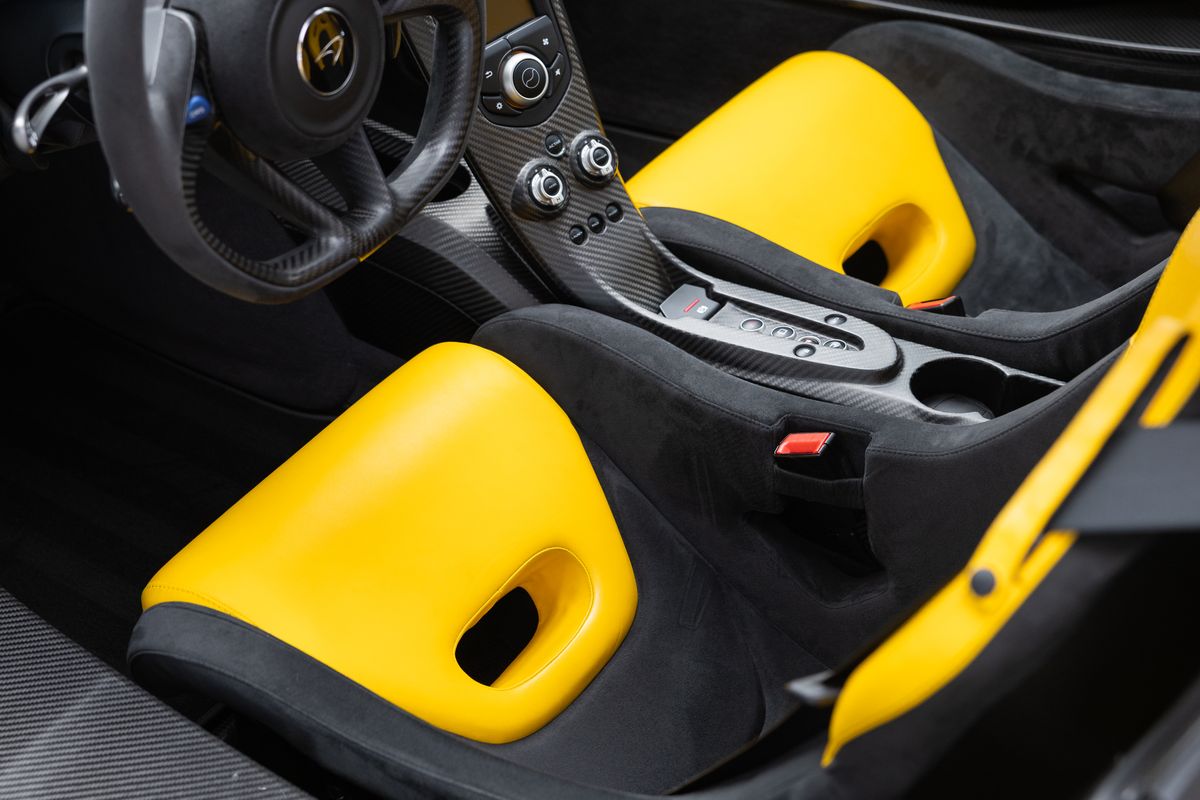 2014 McLaren P1