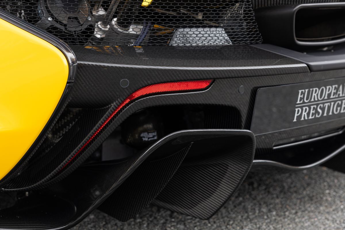 2014 McLaren P1