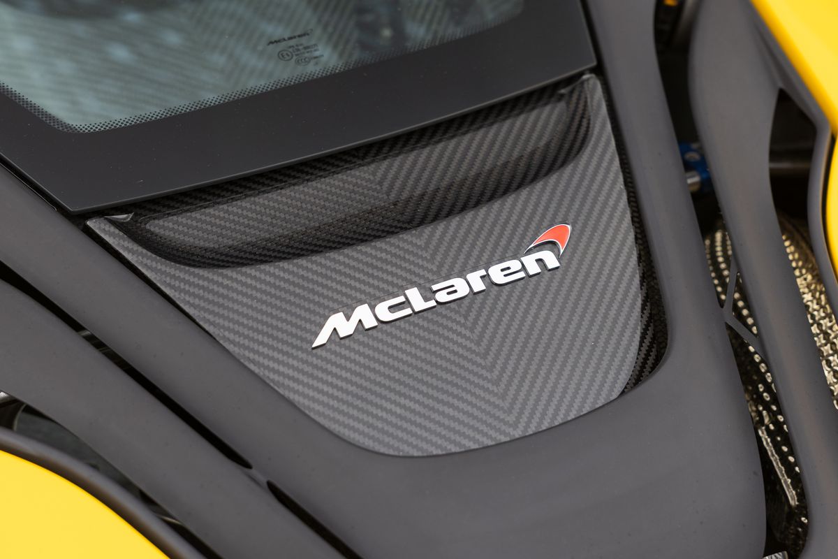 2014 McLaren P1