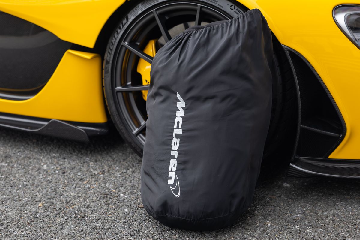 2014 McLaren P1