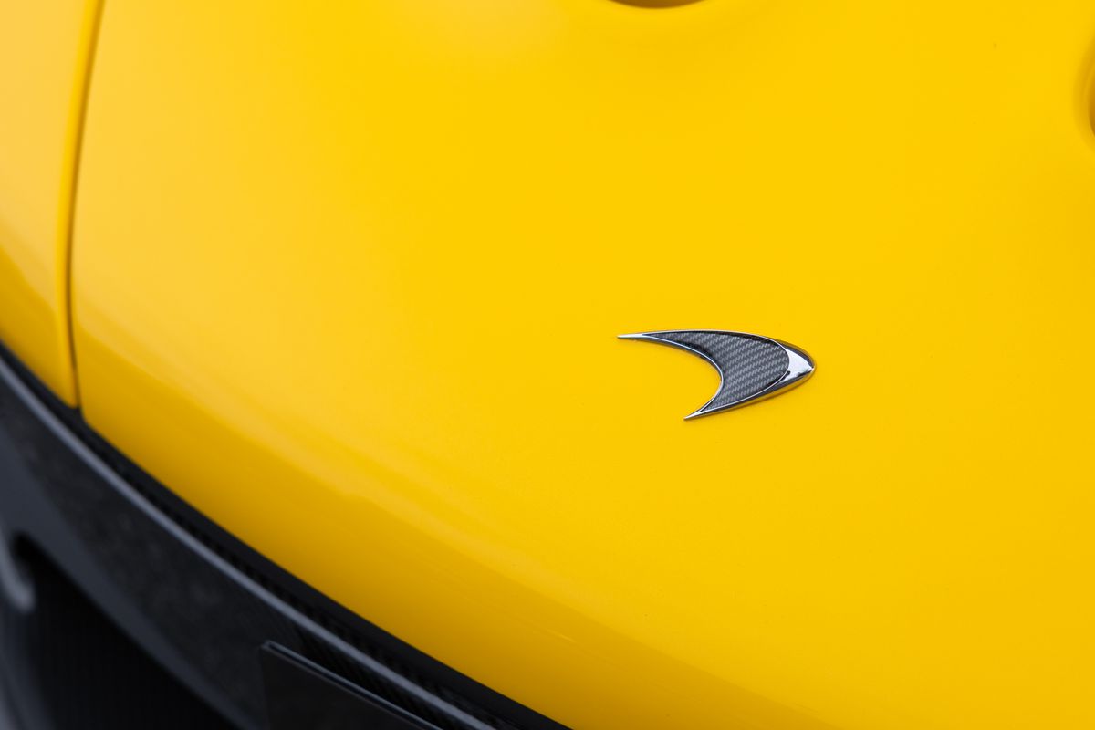 2014 McLaren P1