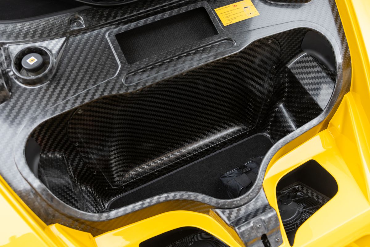 2014 McLaren P1