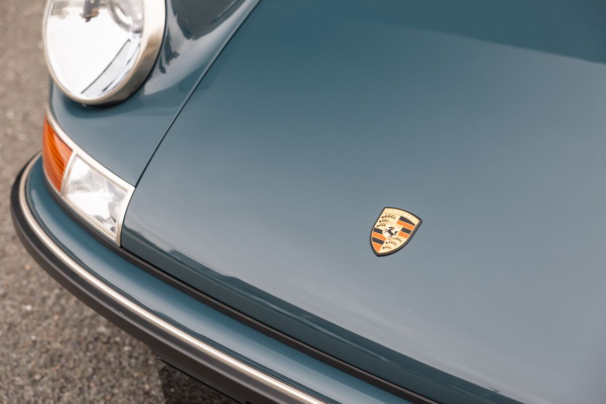 1992 Porsche 911 (964) Reimagined By Singer "Classic Study"