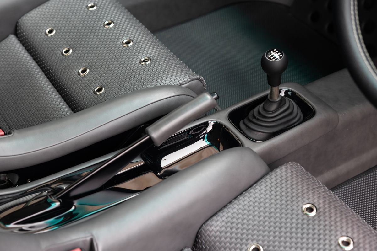1992 Porsche 911 (964) Reimagined By Singer "Classic Study"