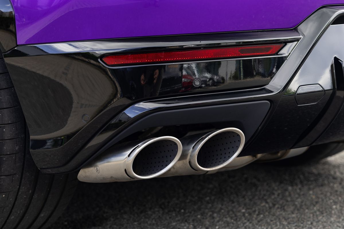 2025 Lamborghini Urus SE