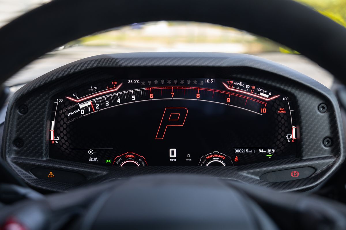 2025 Lamborghini Revuelto