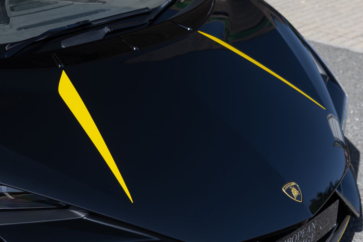 2025 Lamborghini Revuelto
