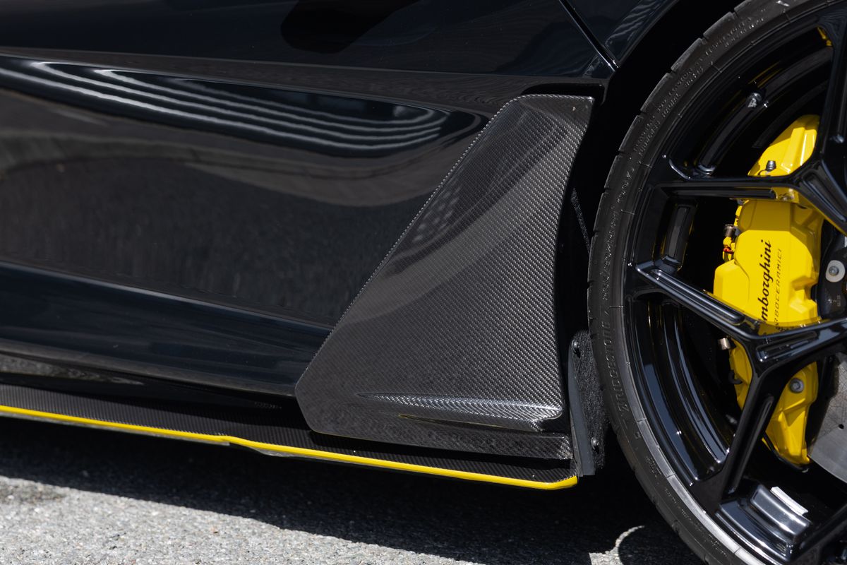 2025 Lamborghini Revuelto